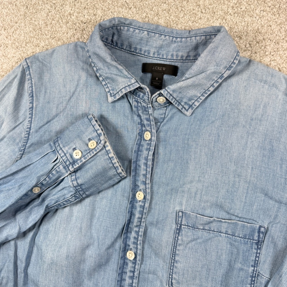 J.Crew Button Down Shirt Women 6 Blue Chambray Cotton Long Sleeve Pocket Top